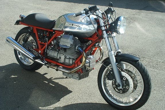 CafeRacerAlex-08.jpg 